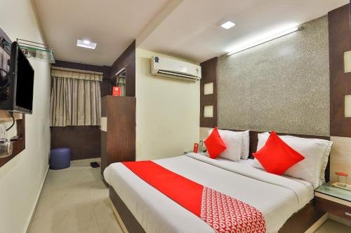 Hotel O Sri Balaji Residencyにあるベッド