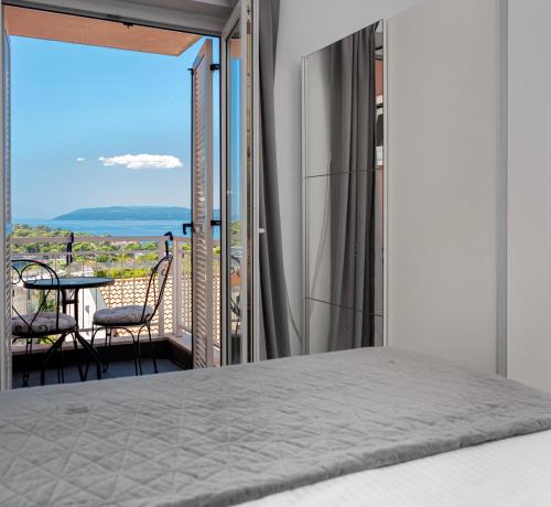 Aurea Mare Makarska-3BR, Sea View & Prime Location