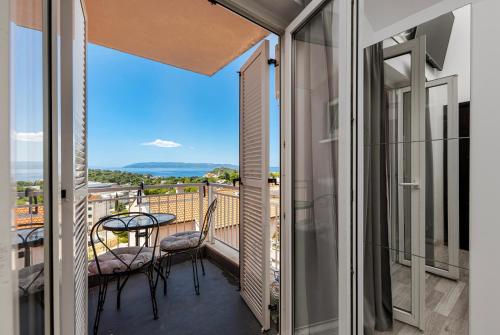 Aurea Mare Makarska-3BR, Sea View & Prime Location