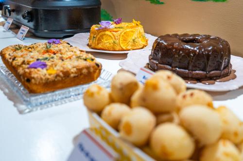 Makanan di atau berdekatan inn ini