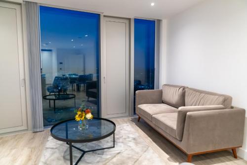 Modern 2 Bed Penthouse with Stunning views in Manchester City Center photo 8