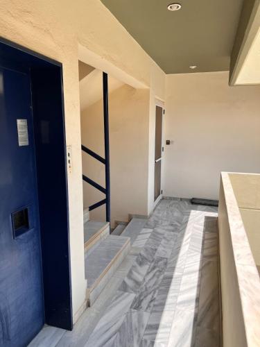 Φωτογραφία από το άλμπουμ του Varkiza Beach Entire Apartment στη Βάρη