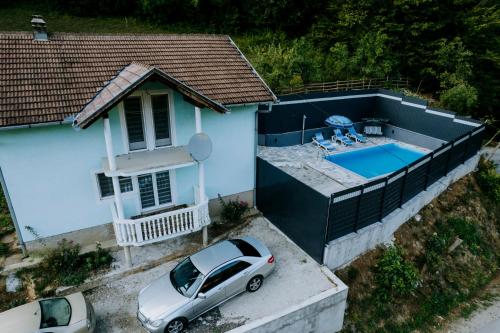 Πισίνα στο ή κοντά στο Apartman Orahovčić