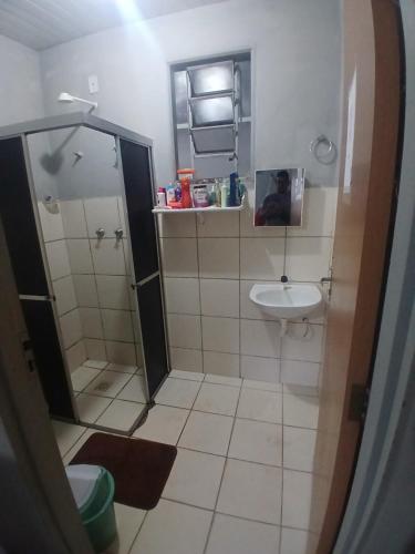 Bilik mandi di Casa Cabo Esquadra