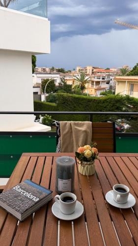 109 - Beachside Renovated 1BR apt 5 min from Beach