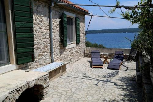 Secluded fisherman's cottage Cove Sveti Ante, Hvar - 24817