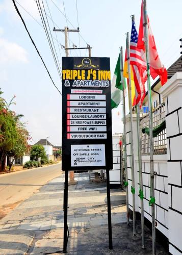 Fotografie z fotogalerie ubytování Triple J's Inn & Apartments v destinaci Benin City