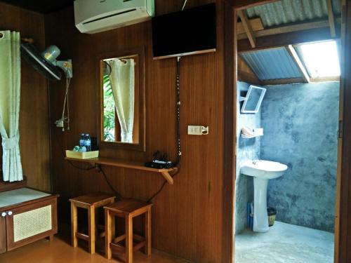 Gallery image of Khao Sok Cabana Resort in Khao Sok