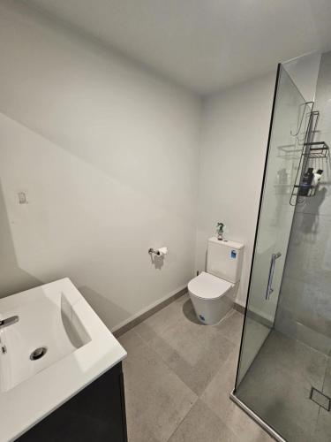 Ένα μπάνιο στο Central Stay Addington