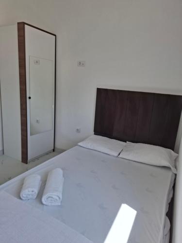 Postel nebo postele na pokoji v ubytování Vila stockholm