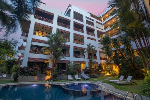 Πισίνα στο ή κοντά στο C131 Relaxed 1BR Getaway Near Beach & Cafés