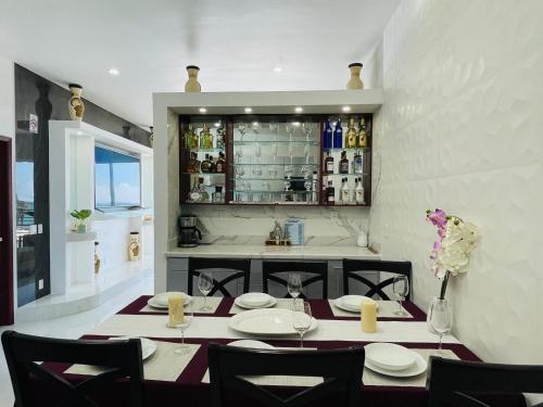 Ποτά στο Triton's Cozy Condominium