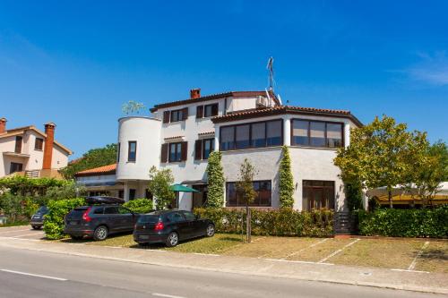 Apartments Deak