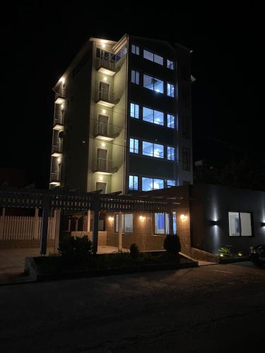 Hotel Restorant Pizzeri Anxhelo