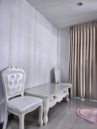 Χώρος καθιστικού στο Cozy home 3 mins to Central fest hatyai