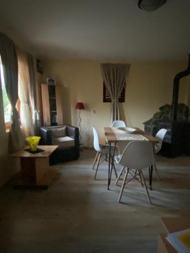 Gambar di galeri bagi s t d -PARADISO- di Vranje