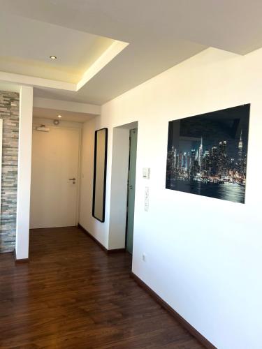TV a/nebo společenská místnost v ubytování GreenTreeHomes - Penthouse Willow