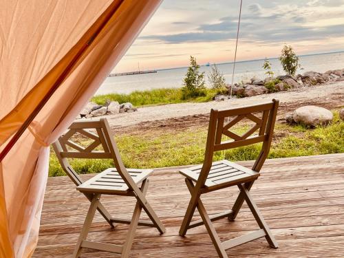 Gallery image of Private Sunset Off-grid tent with outdoor wc and cold shower in Virtsu
