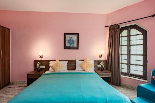 Letto o letti in una camera di Hilltop suites by 29 bungalow
