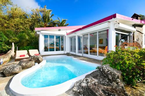 Piscina a Villa Lorizon o a prop