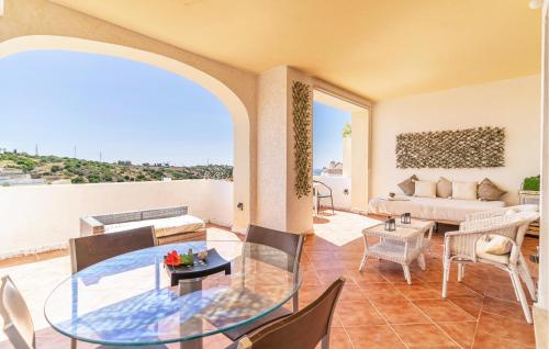 Lovely Apartment In Estepona With Wifi