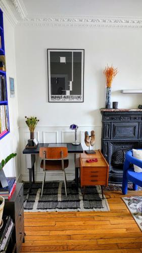 Sunny & stylish 2-bedroom in Viet-Namese district