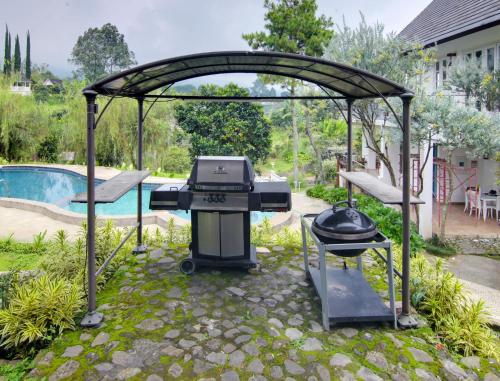 Fotografie z fotogalerie ubytování Mahesa Hills 1 With Pool v destinaci Selecta