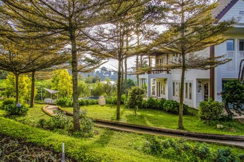 Fotografie z fotogalerie ubytování Mahesa Hills 1 With Pool v destinaci Selecta