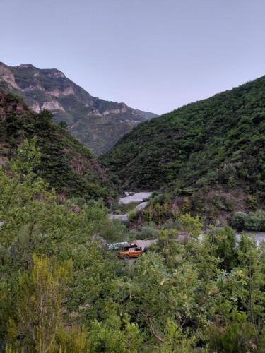 Gallery image of Camping krahinaeshllakut in Koman