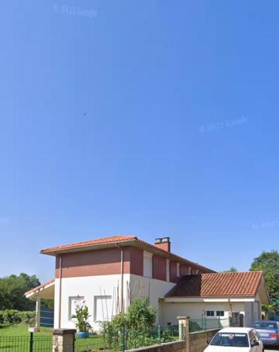 Budova, kde se prázdninový dům nachází