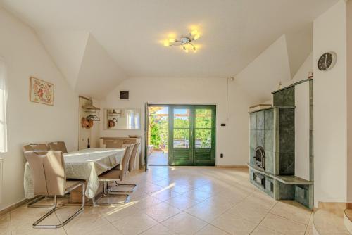 Fotografie z fotogalerie ubytování Liget Guest House v destinaci Pázmándfalu