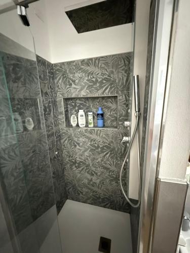 Ένα μπάνιο στο La Casa di Satèn - Appartamento in Franciacorta