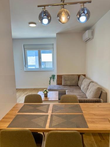 Posezení v ubytování Tina Apartman Sokobanja