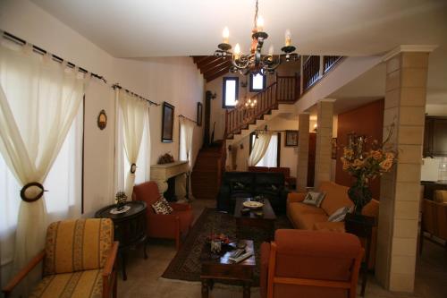 Ruang duduk di Villa Vasa