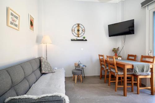 Gallery image of The heart of Aegina 3 in Aegina Town