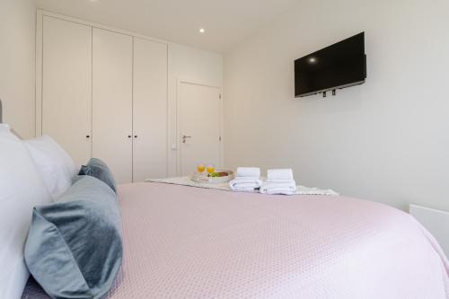 Central & Stylish Apartment by HostWise