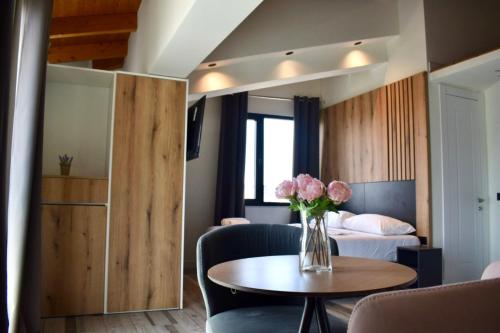 Postel nebo postele na pokoji v ubytování ADRIATIK Hotel