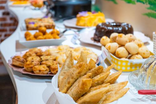 Makanan di atau berdekatan inn ini