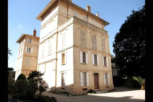 Beach House Cannes - pte croisette - 3 Ch - 3 Sdd - 2 wc - Fibre - Pkgs