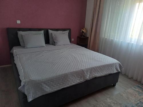 Fotografie z fotogalerie ubytování Angles Apartman Stip v destinaci Štip