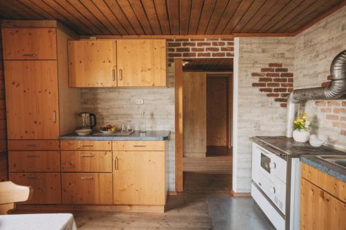 Una cocina o zona de cocina en Appartement Aigner