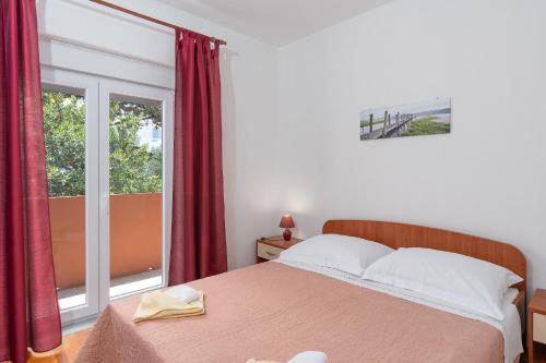 Apartments Ivo