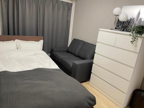 Ikebukuro Apartment by Tranova