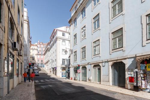 Stay Central at São Julião 23