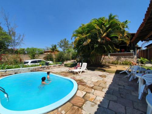 Bazén v ubytování Casa Gravatá 20 hóspedes! Melhor localização! nebo v jeho okolí