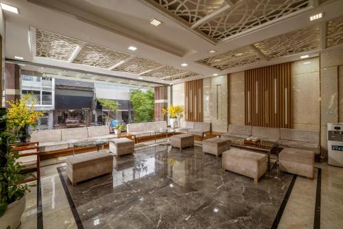 Ruang duduk di A9 Beach Hotel Da Nang