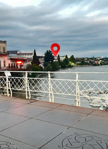 Výhled na řeku, která protéká v blízkosti apartmánu