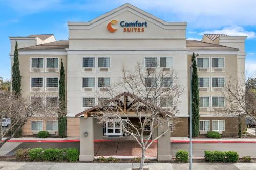 a rendering of the front of a hotel at Comfort Suites Clovis - Fresno in Clovis