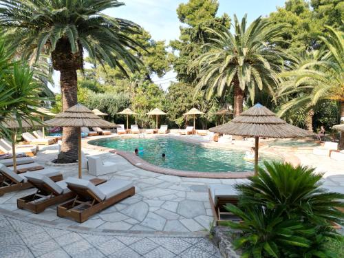Πισίνα στο ή κοντά στο Hotel Pilalidis