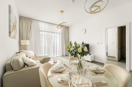 1BR Luxury Stay in Sobha Hartland